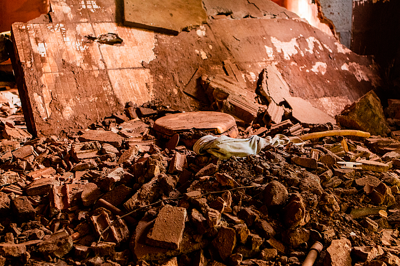 Samarco retoma atividades em Mariana sem dar conta do legado de destruição